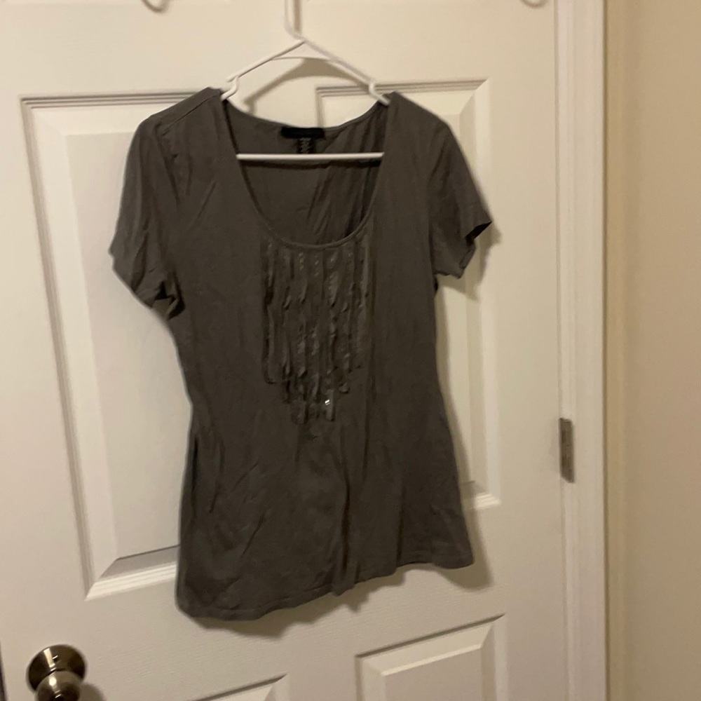 GUC women’s short sleeved top